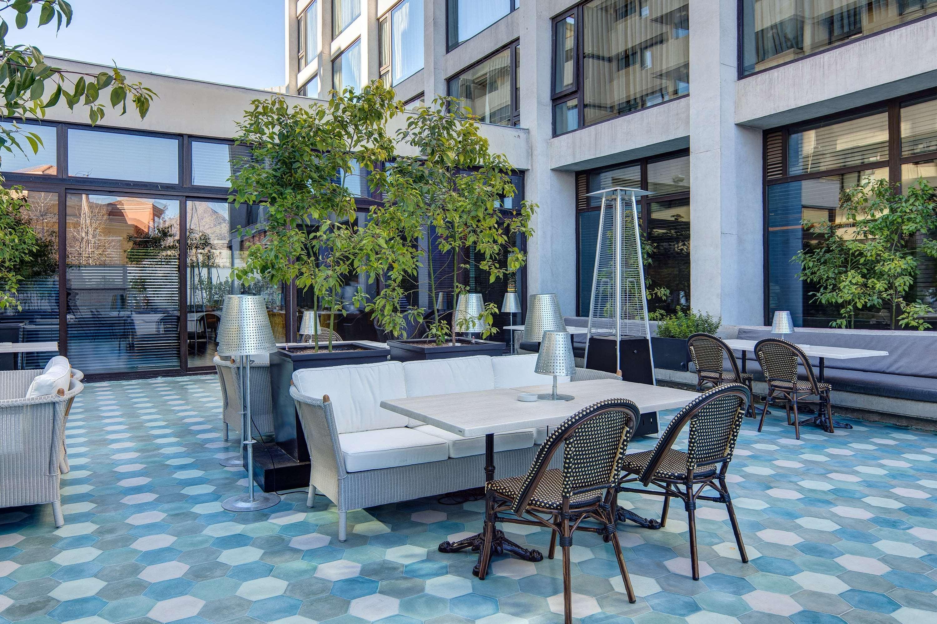 Wyndham Pettra Hotel Santiago