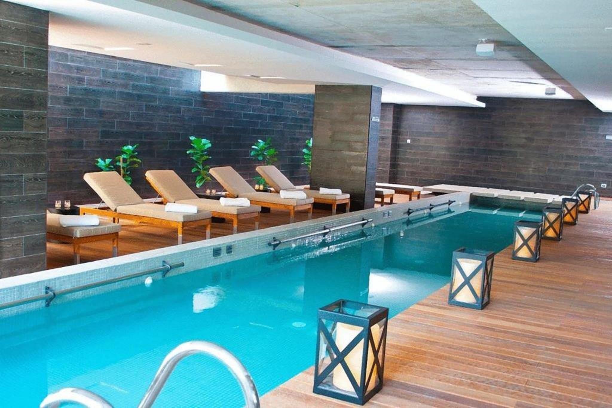 Wyndham Pettra 5* Santiago